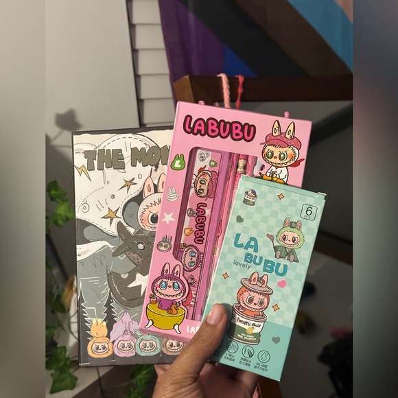 Labubu Stationery bundle - Picture 1 of 6